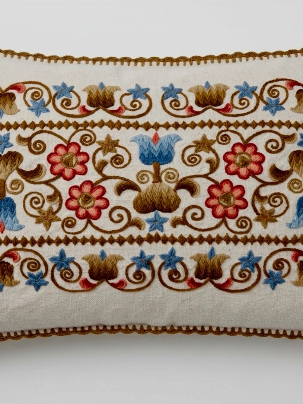 Decorative Pillow Cover Oblong Richly Embroidered